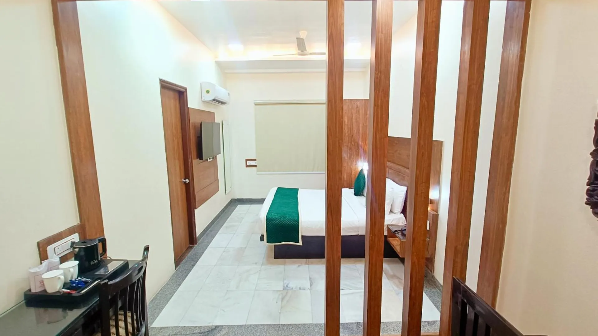 Hotel Sun Grand Agra  Agra (Uttar Pradesh)