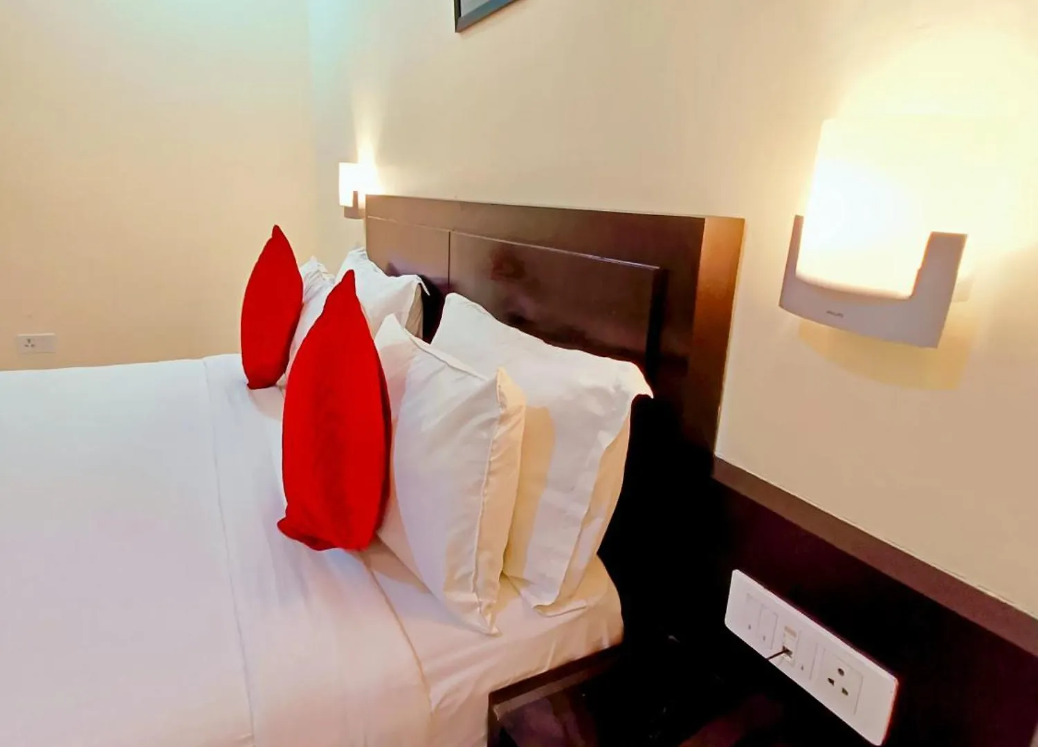 Hotel Sun Grand Agra  Agra (Uttar Pradesh)