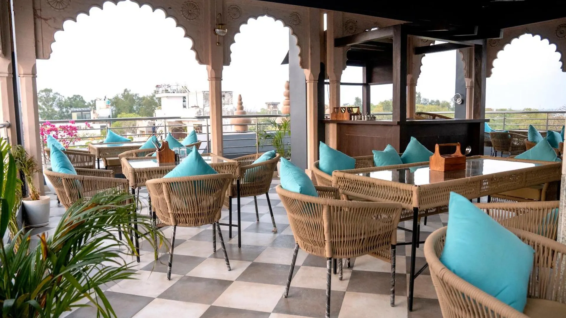 Hotel Sun Grand Agra  Agra (Uttar Pradesh)