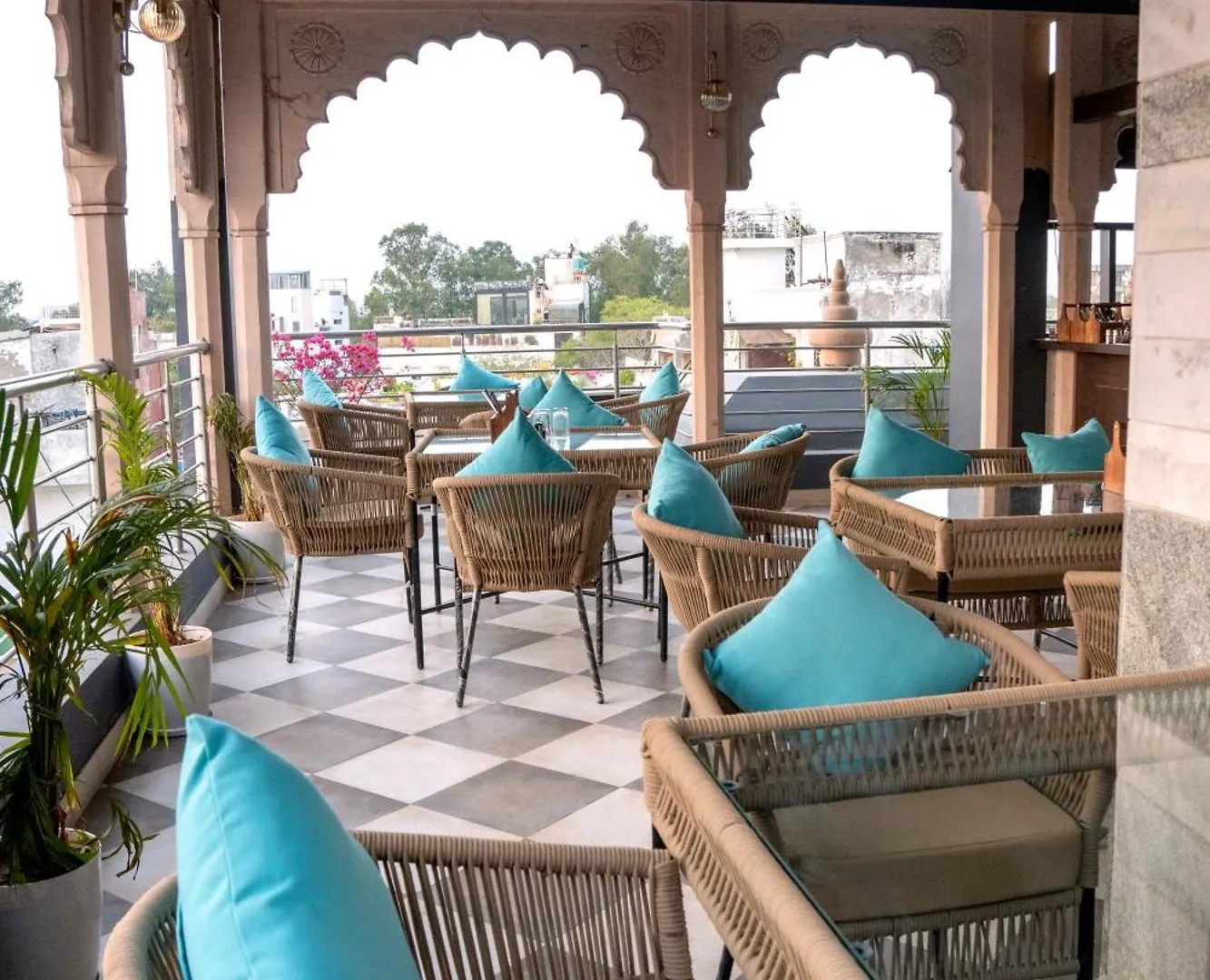 Hotel Sun Grand Agra  Agra (Uttar Pradesh)